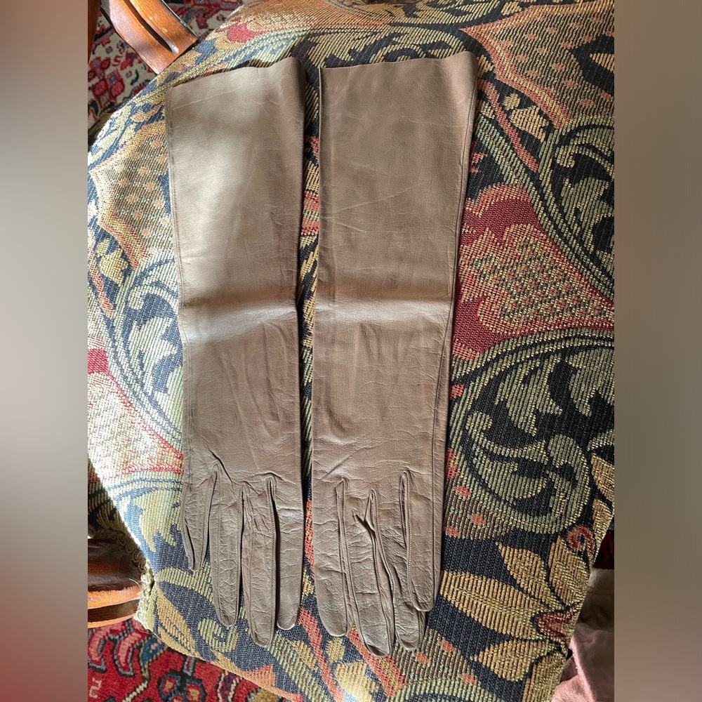 I. Magnin Vintage "Kid Leather" Gloves